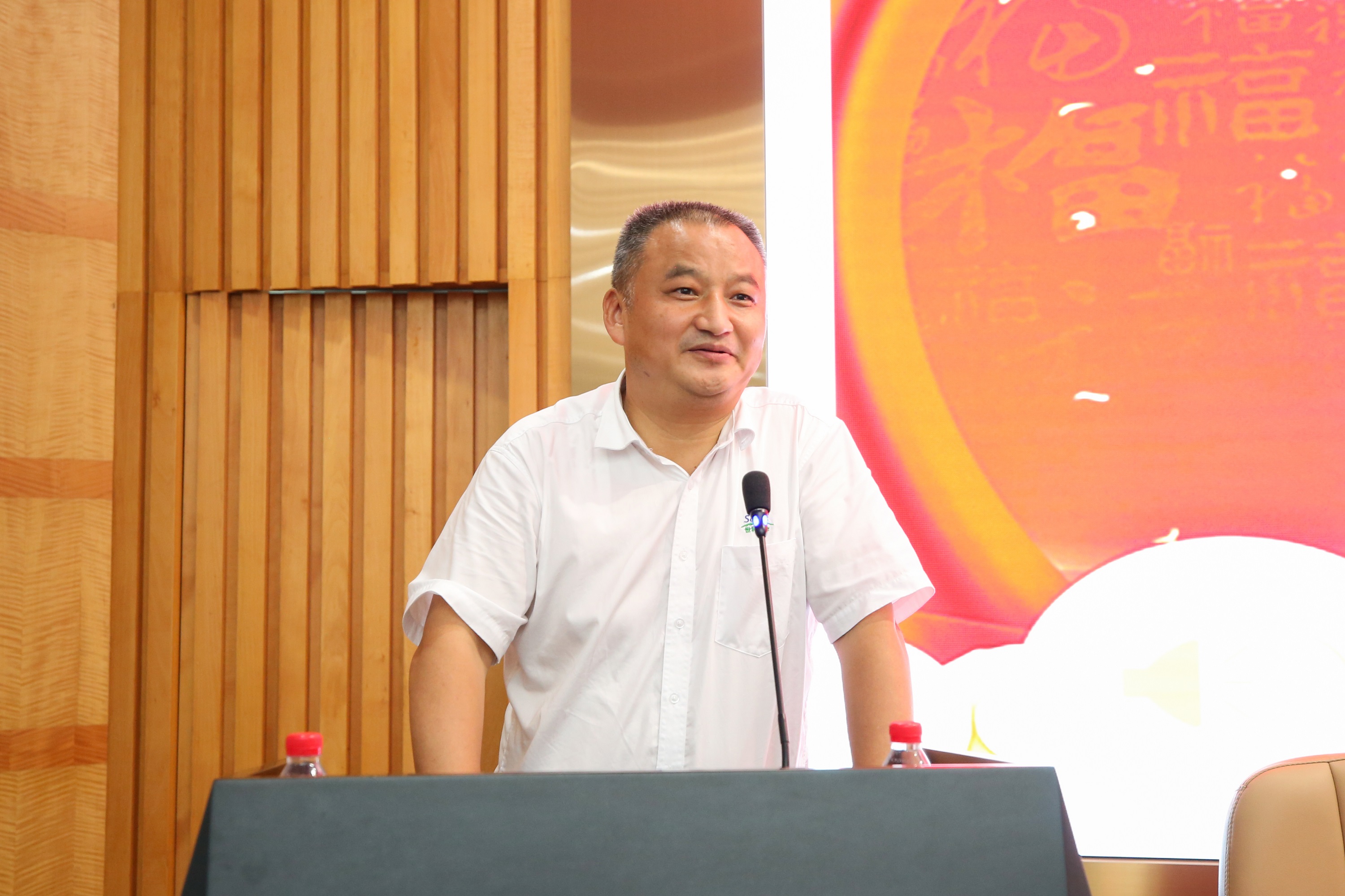 呂總.jpg